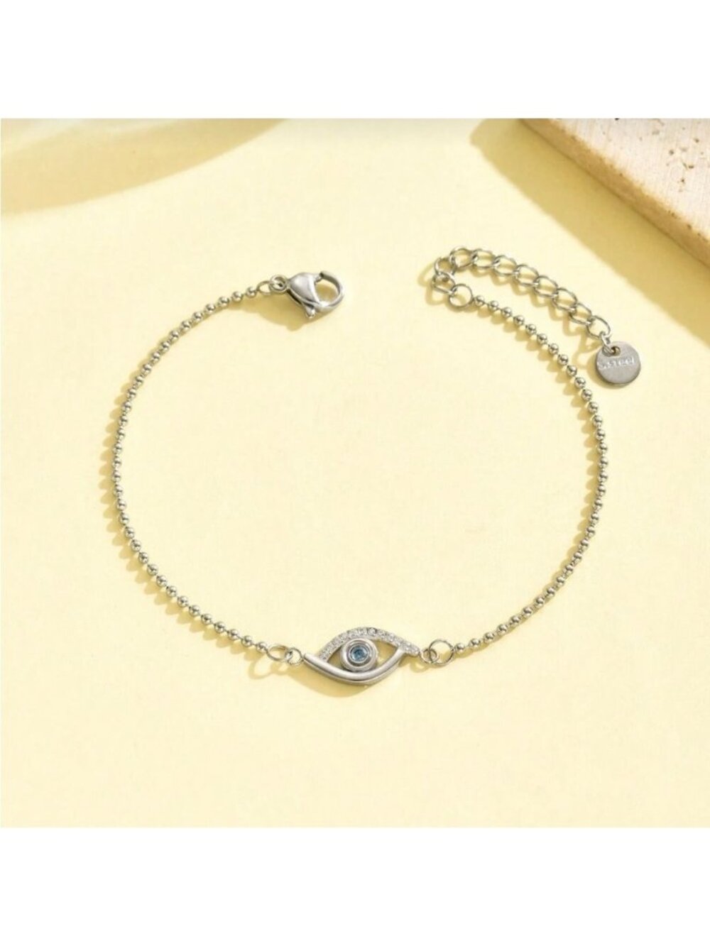 Silver Evil Eye Bracelet Q458